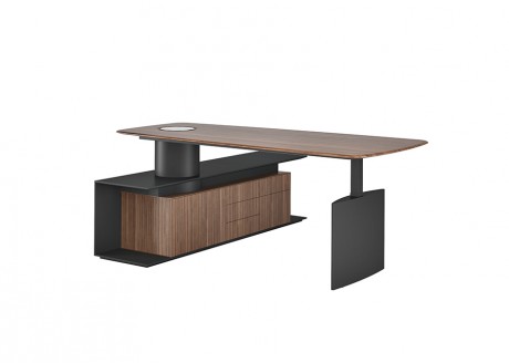 Berlin Executive Table