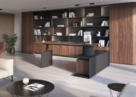 Berlin Executive Table