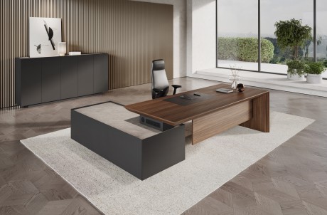 Douro Executive Table